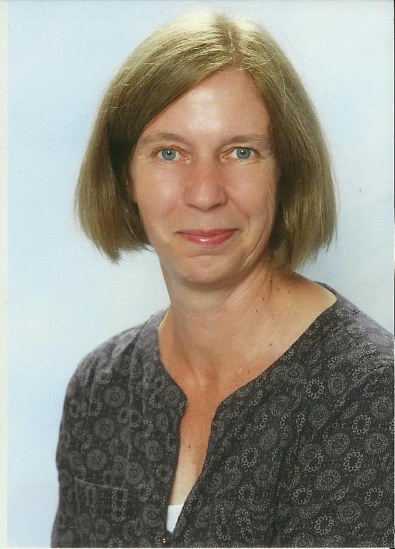 Dr. Sabine Siemoneit